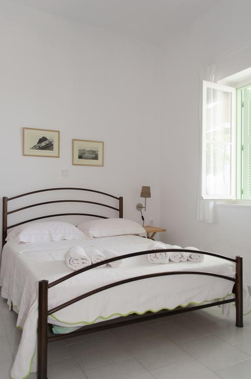Georgias House Apartment Skyros Phòng bức ảnh